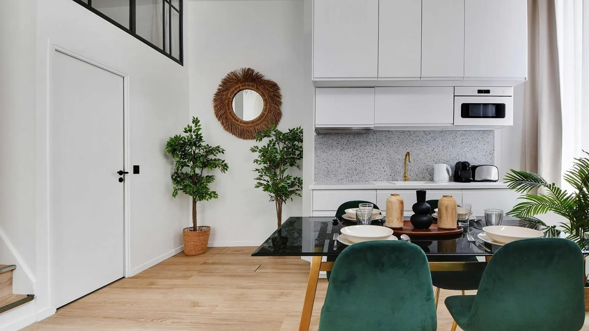 Charming Apartment 2Br- 4P - Rochechouart باريس
